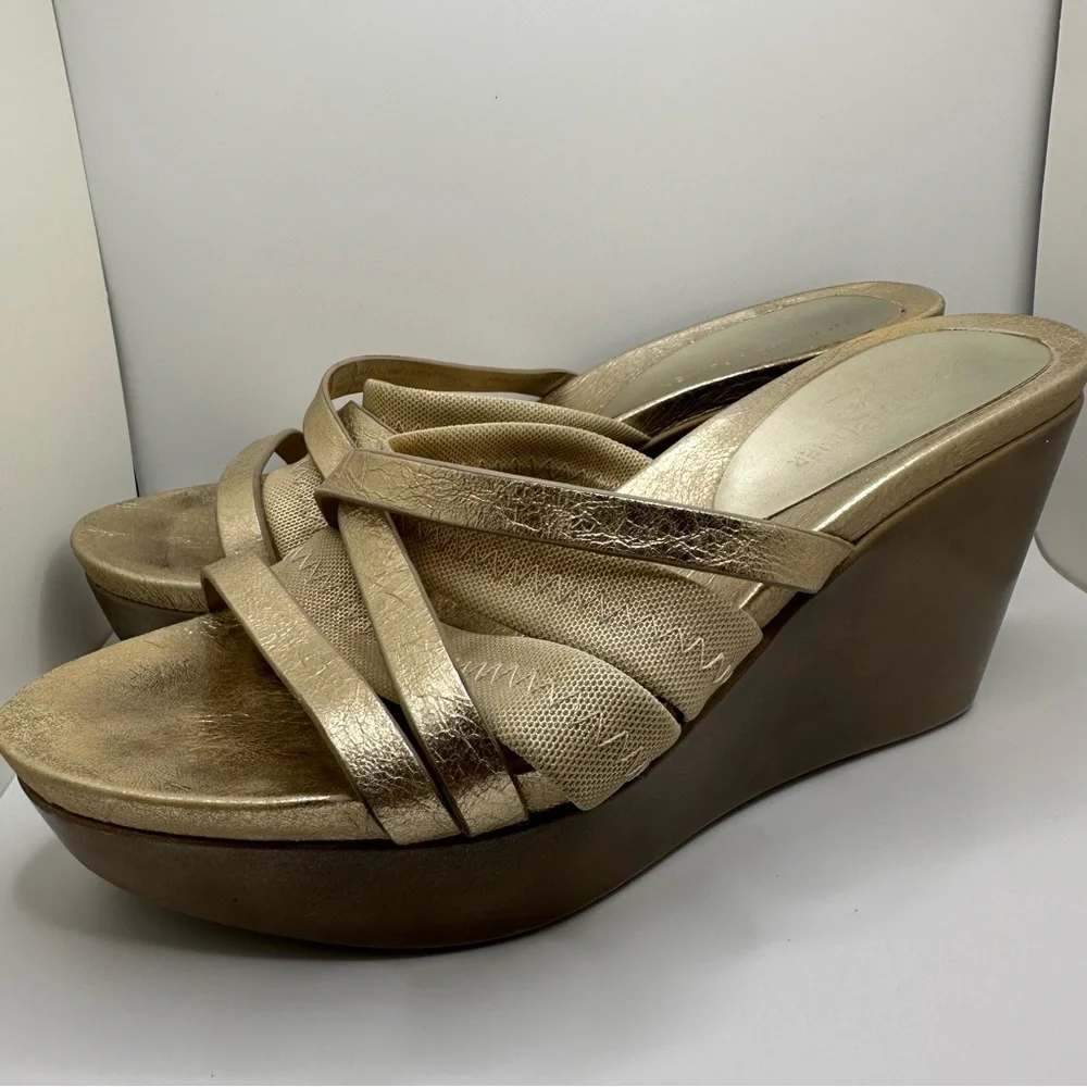 Donald‎ J Pliner Gold Strappy Wedges Size 7.5